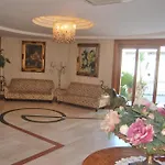 Отель Paradiso Кастелламмаре-ди-Стабия