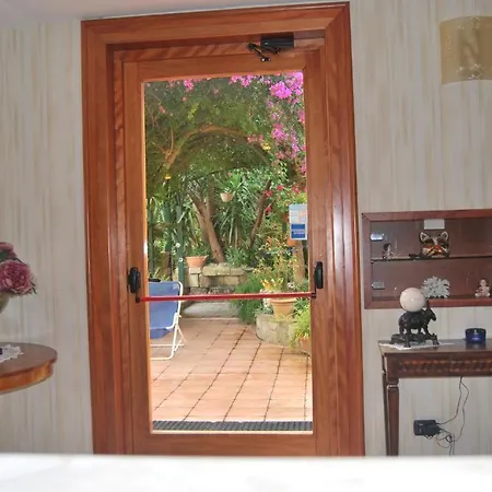 Paradiso Hotel